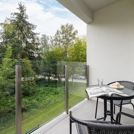 W Parku Lotnikow Apartments Tauron Arena By Noclegi Renters Krasków Eksteriør bilde
