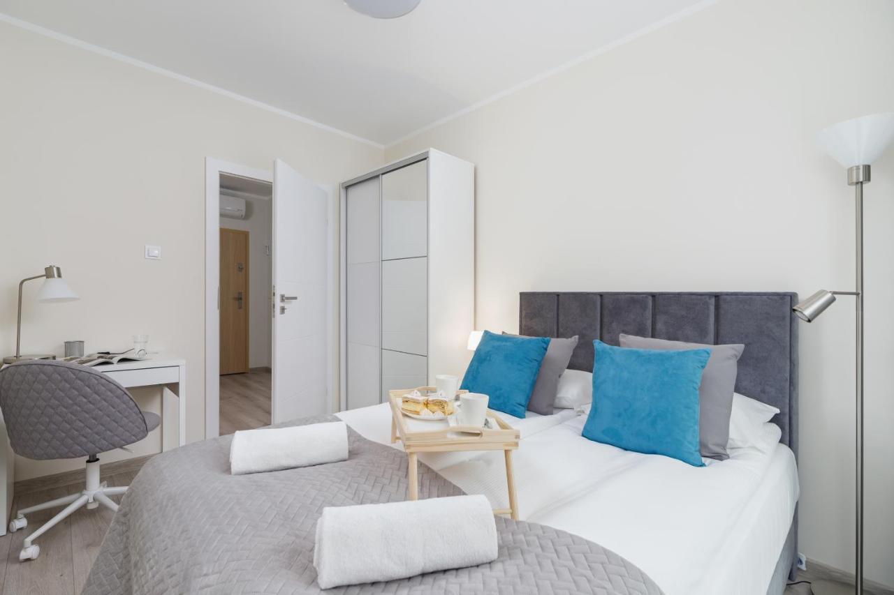 W Parku Lotnikow Apartments Tauron Arena By Noclegi Renters Krasków Eksteriør bilde